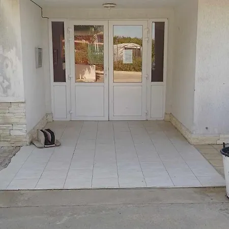 41 Apartment